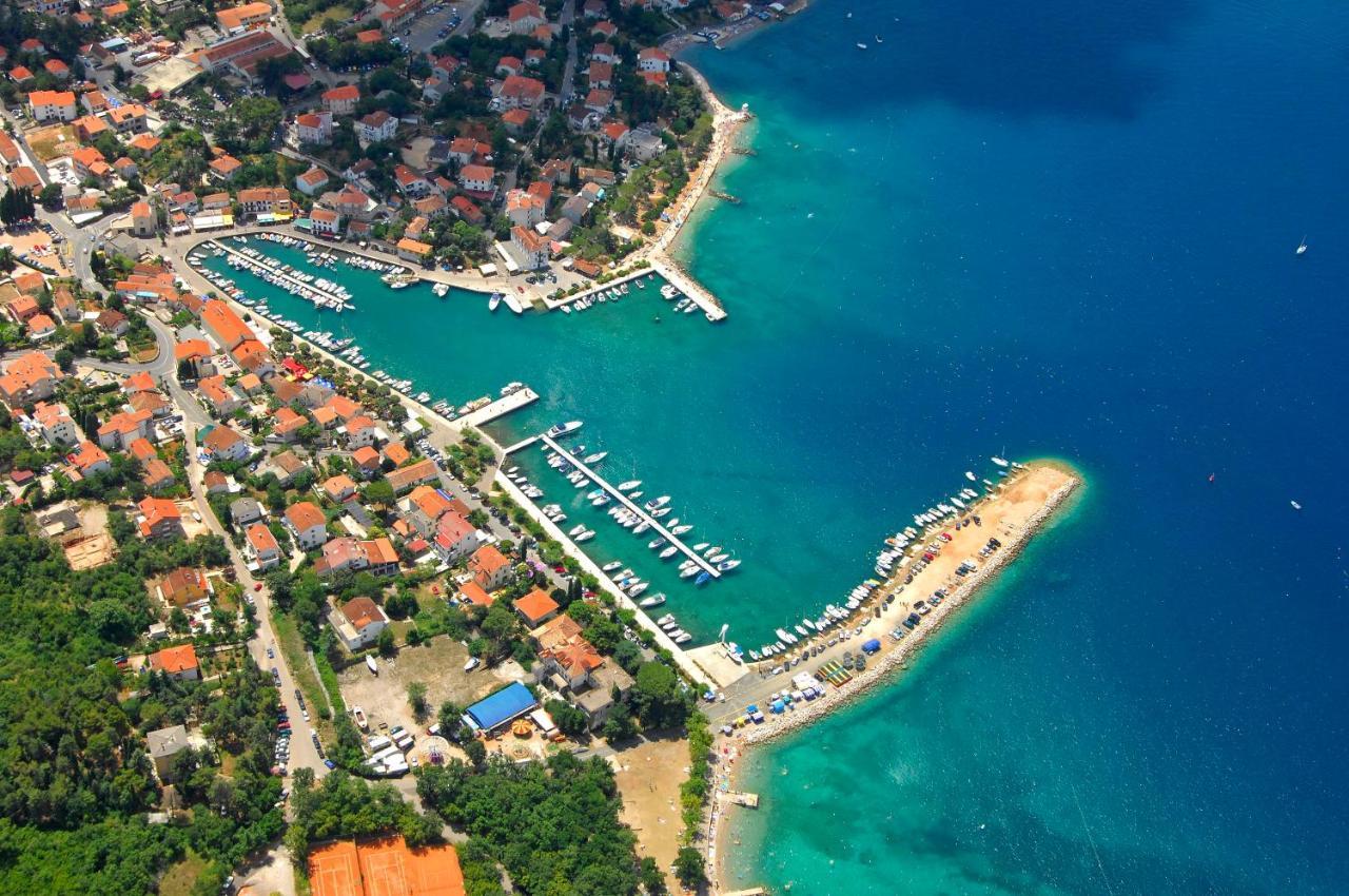 Apartments Dunja Malinska Εξωτερικό φωτογραφία