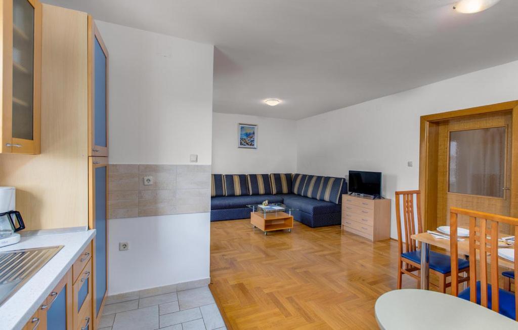 Apartments Dunja Malinska Εξωτερικό φωτογραφία